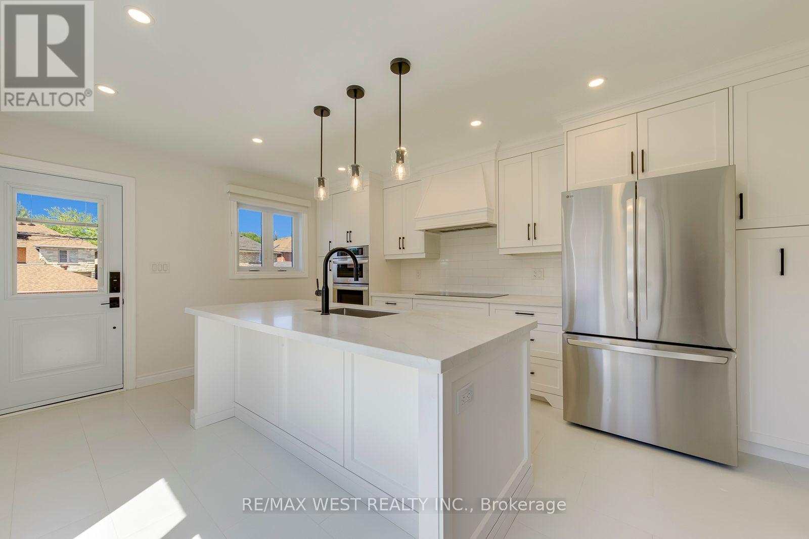 286 GILBERT AVENUE - Image 14