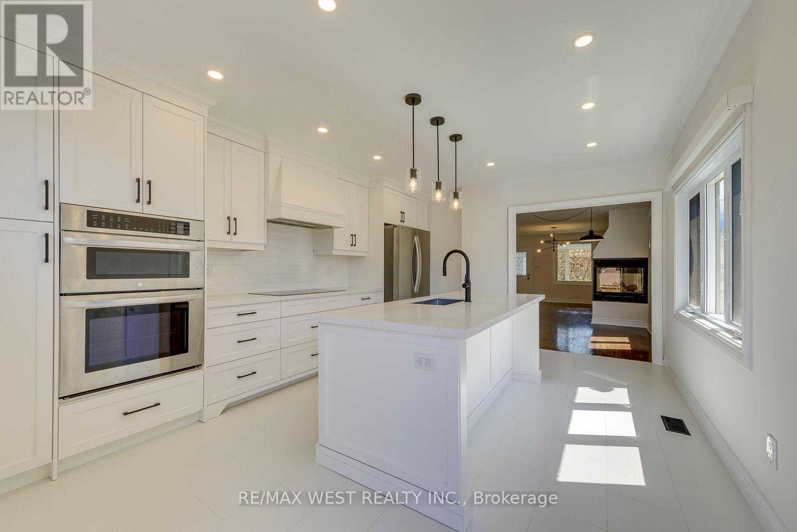 286 GILBERT AVENUE - Image 16