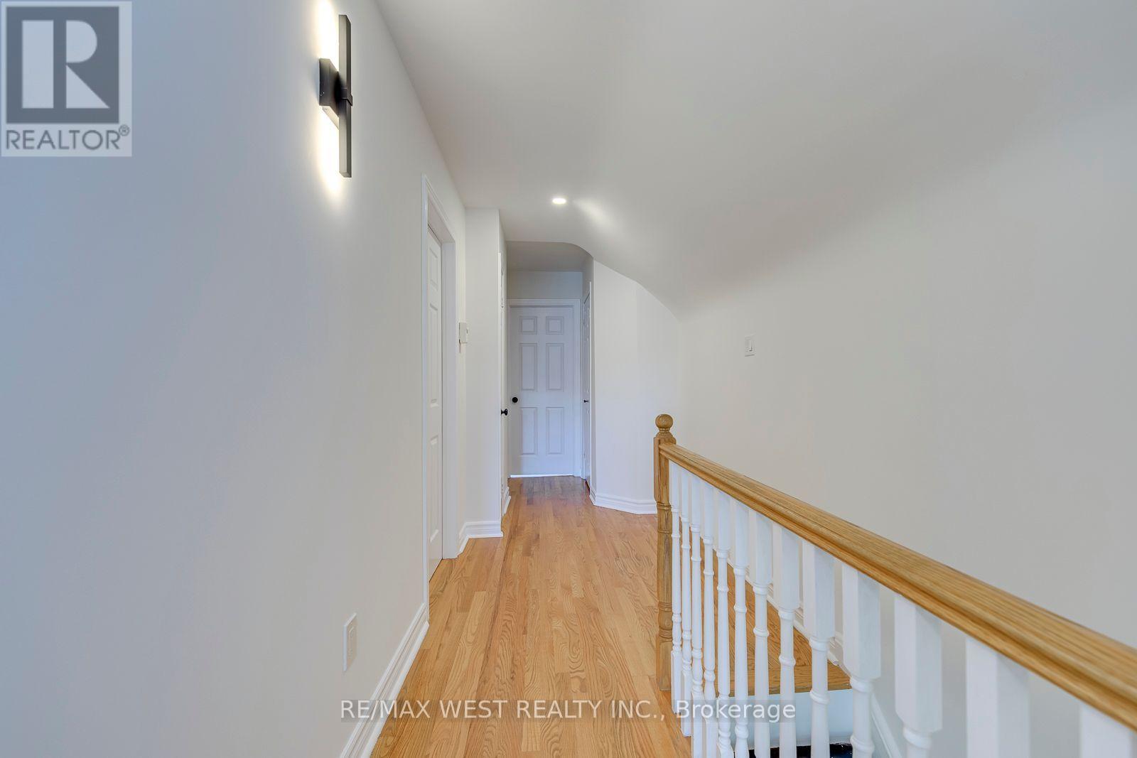 286 GILBERT AVENUE - Image 21