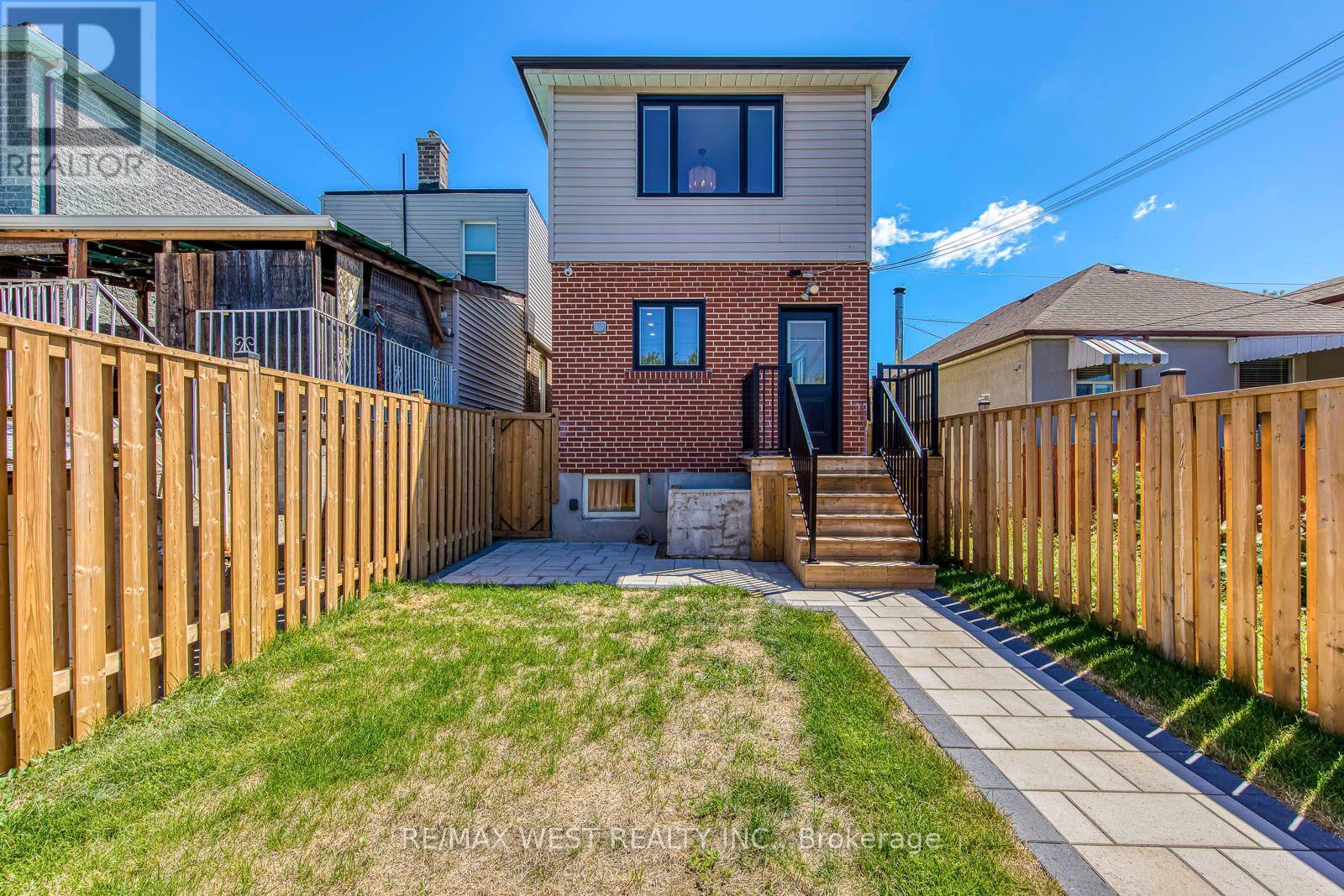 286 GILBERT AVENUE - Image 40