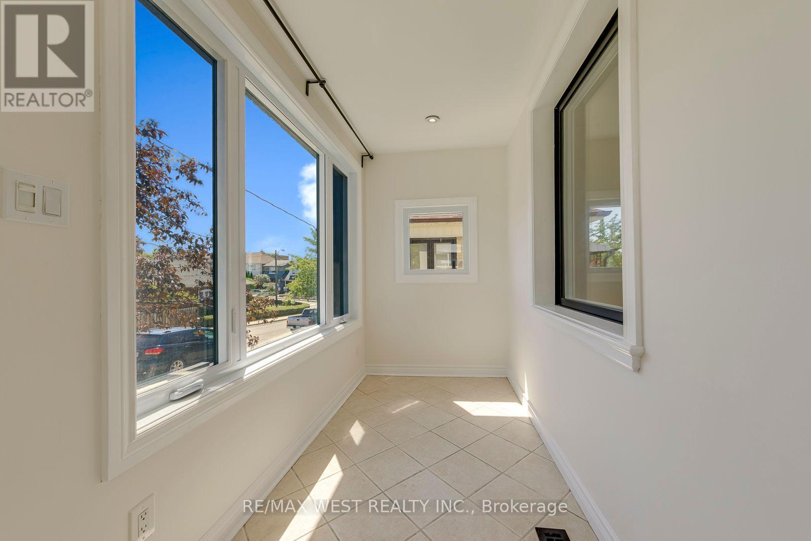 286 GILBERT AVENUE - Image 5