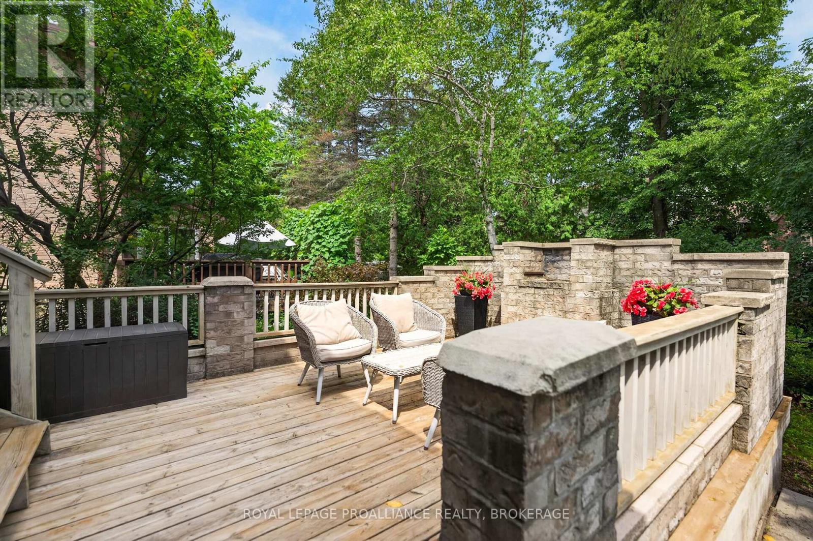 1093 BAUDER CRESCENT - Image 43