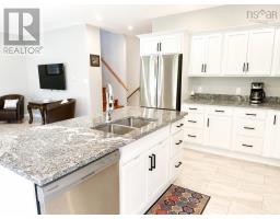 4pc Ensuite bath - 134 High Street, Pictou, NS B0K1H0 Photo 7