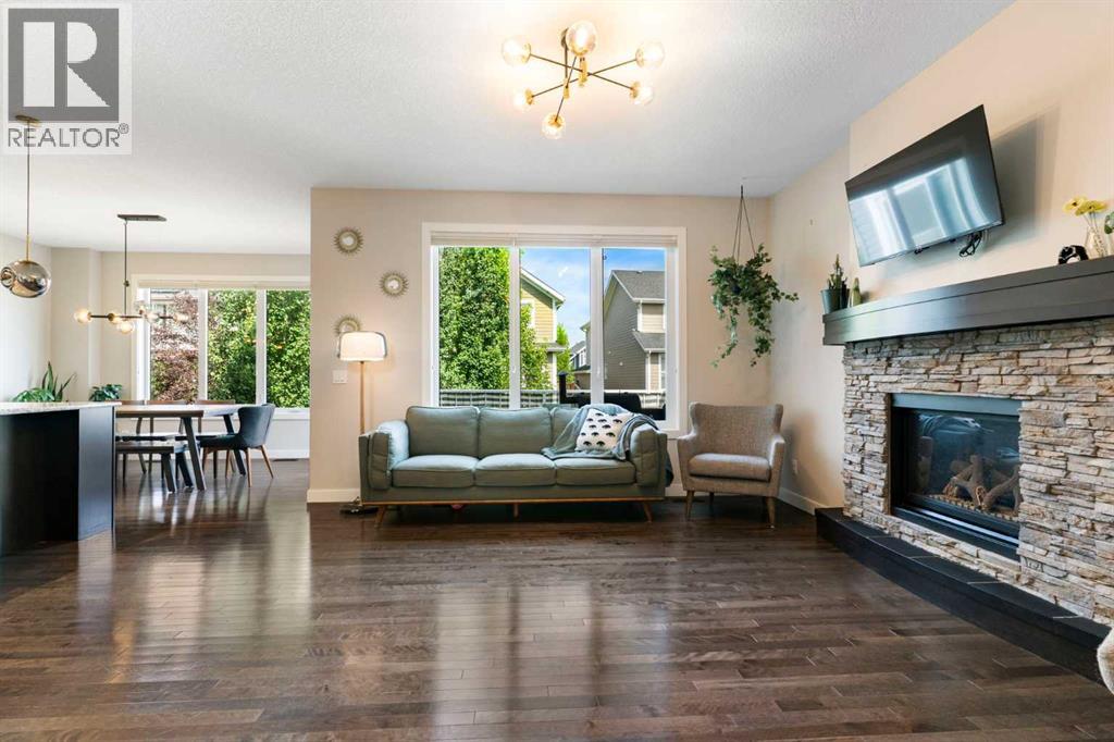 434 River Heights Drive, Cochrane