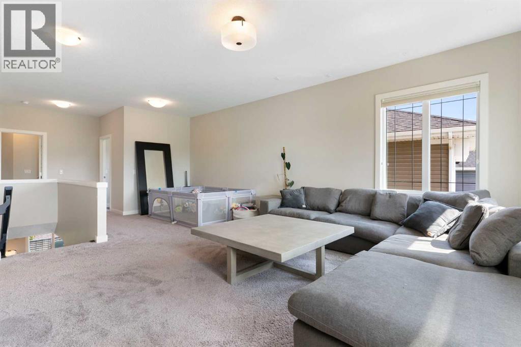 434 River Heights Drive, Cochrane