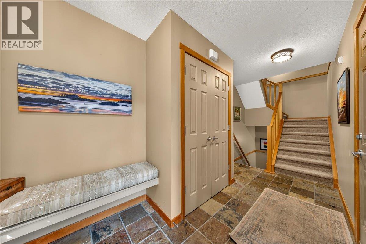 #17 925 Lakeview Meadows Glen - 29