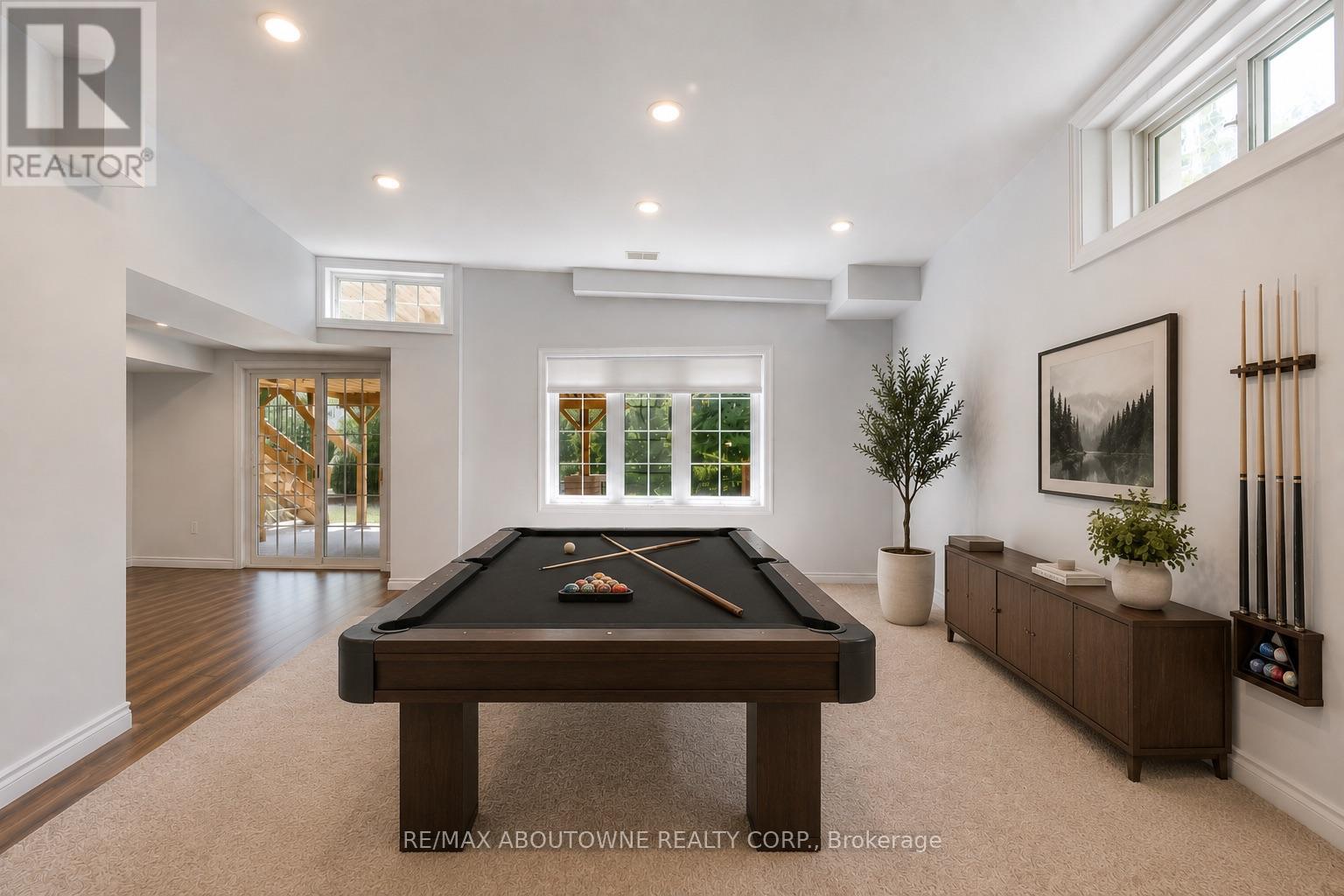 2380 WOODCREST DRIVE - Image 41