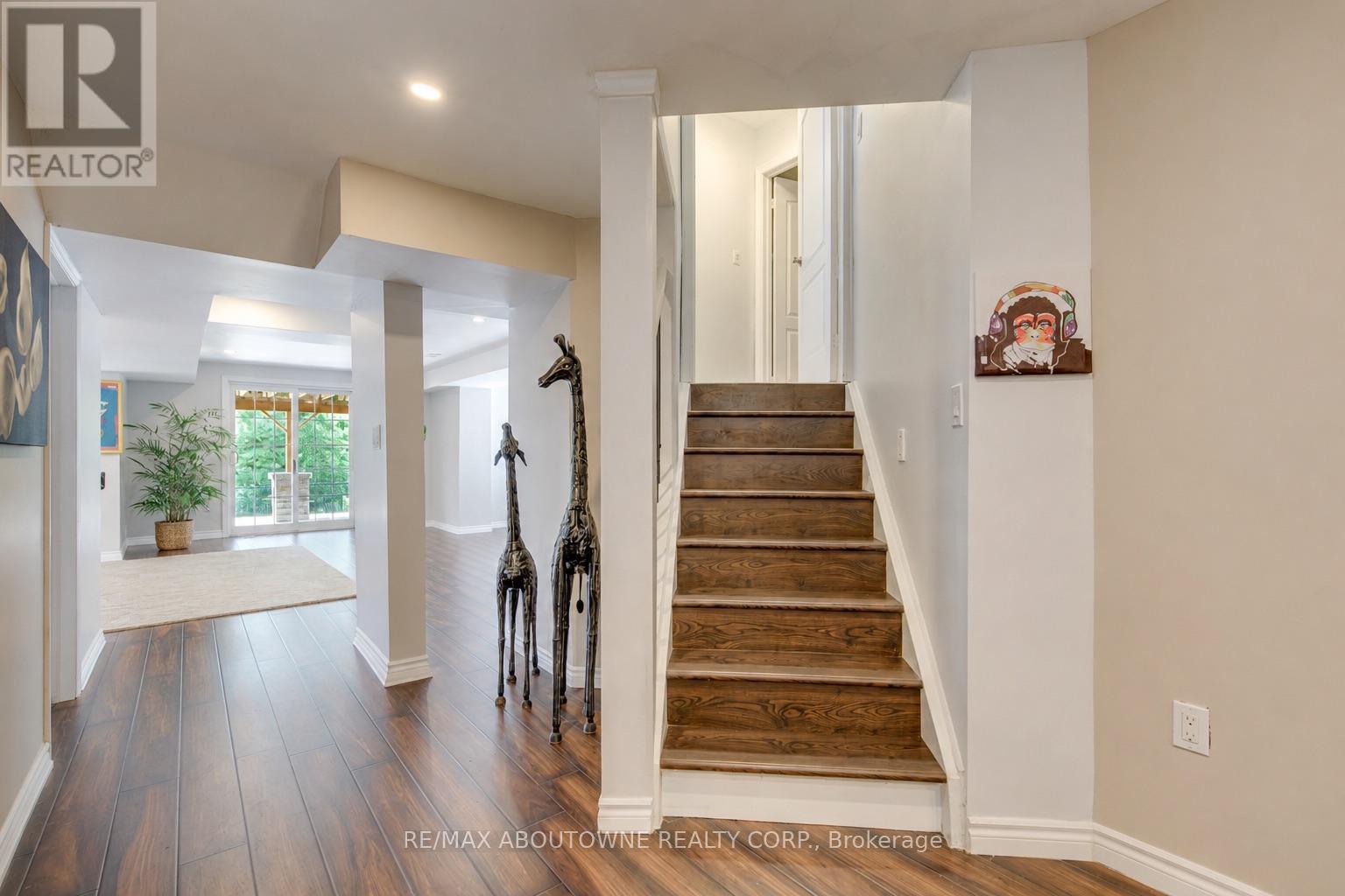 2380 WOODCREST DRIVE - Image 38