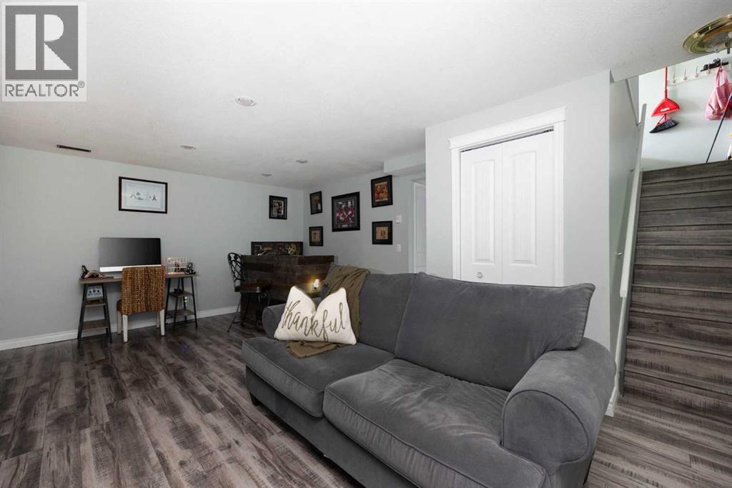 162 Chestnut Way, Fort McMurray
