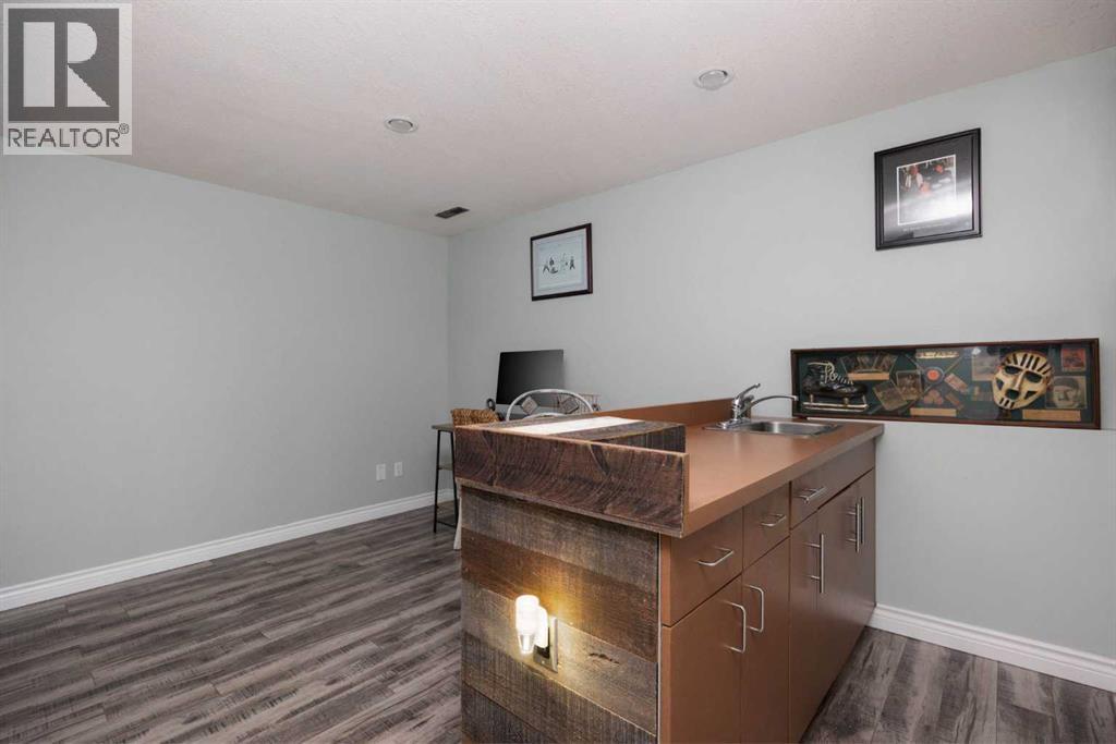 162 Chestnut Way, Fort McMurray