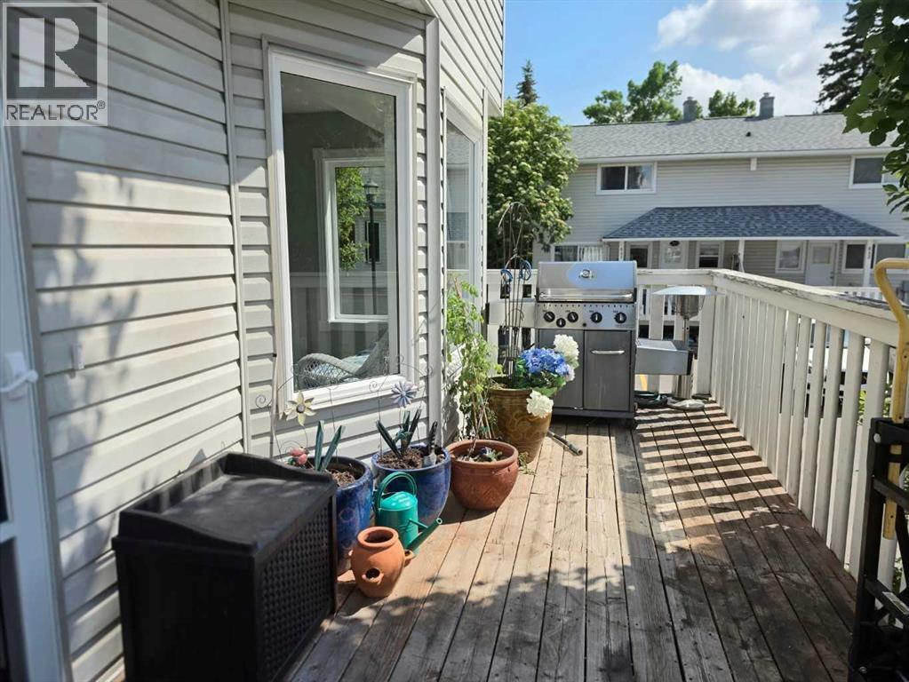 672 Killarney Glen Court SW - 43