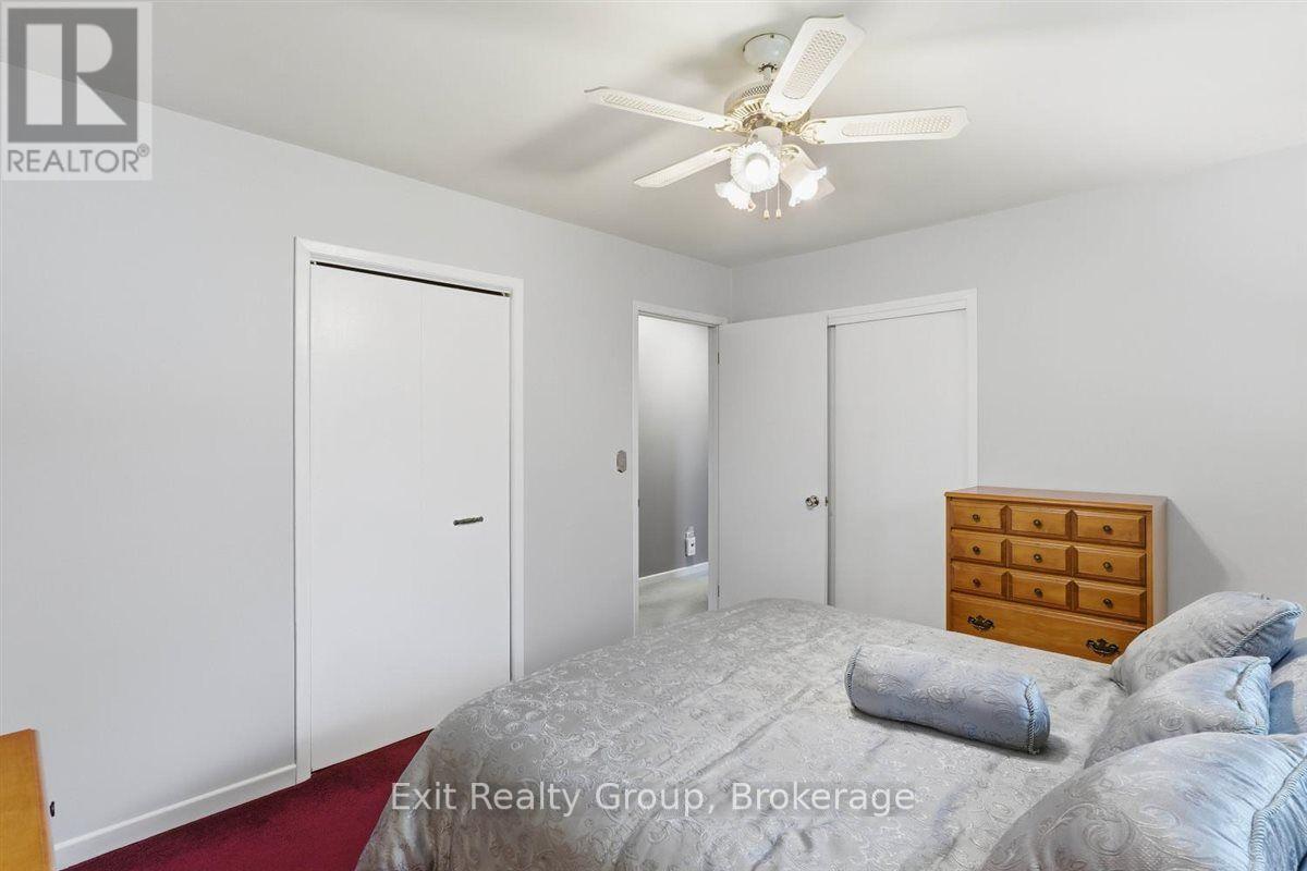 197 CHATTERTON VALLEY CRESCENT - 16