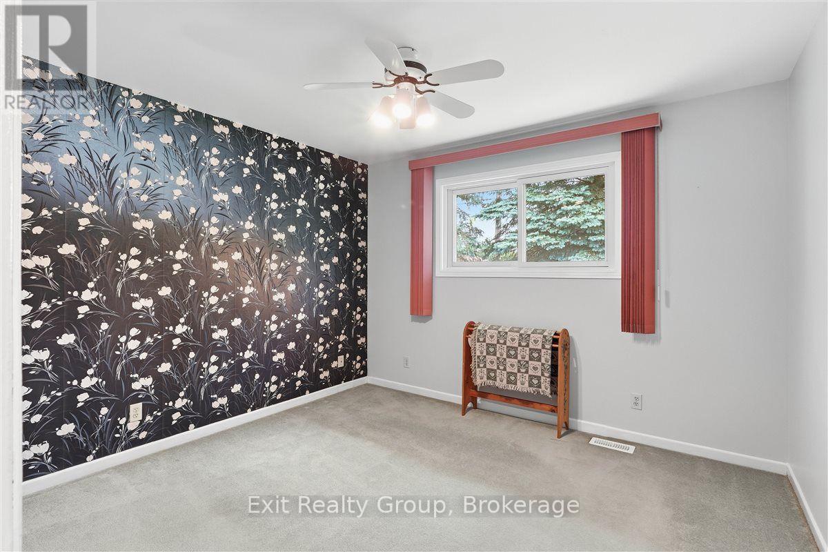 197 CHATTERTON VALLEY CRESCENT - 17