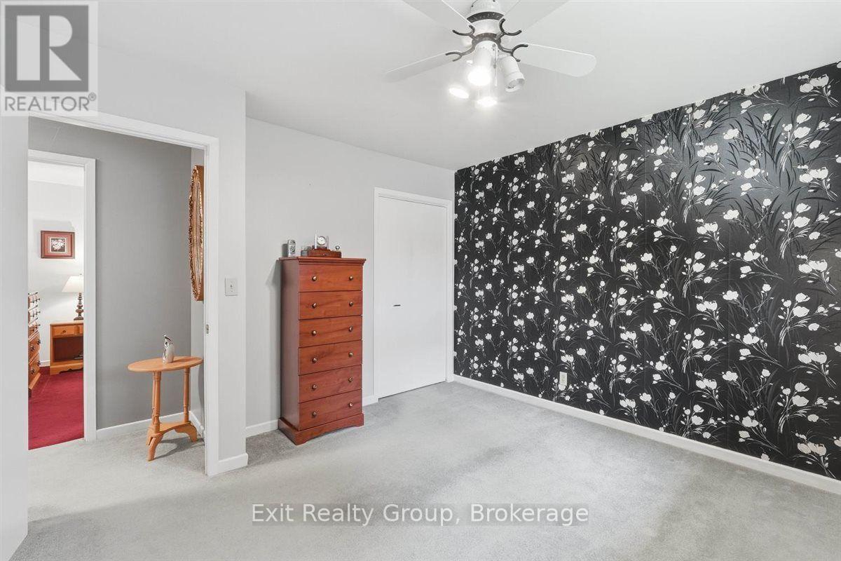 197 CHATTERTON VALLEY CRESCENT - Image 18
