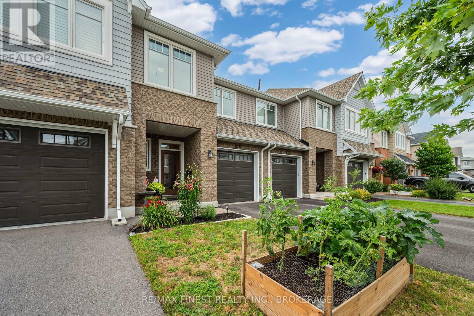 875 RIVERVIEW WAY - 2