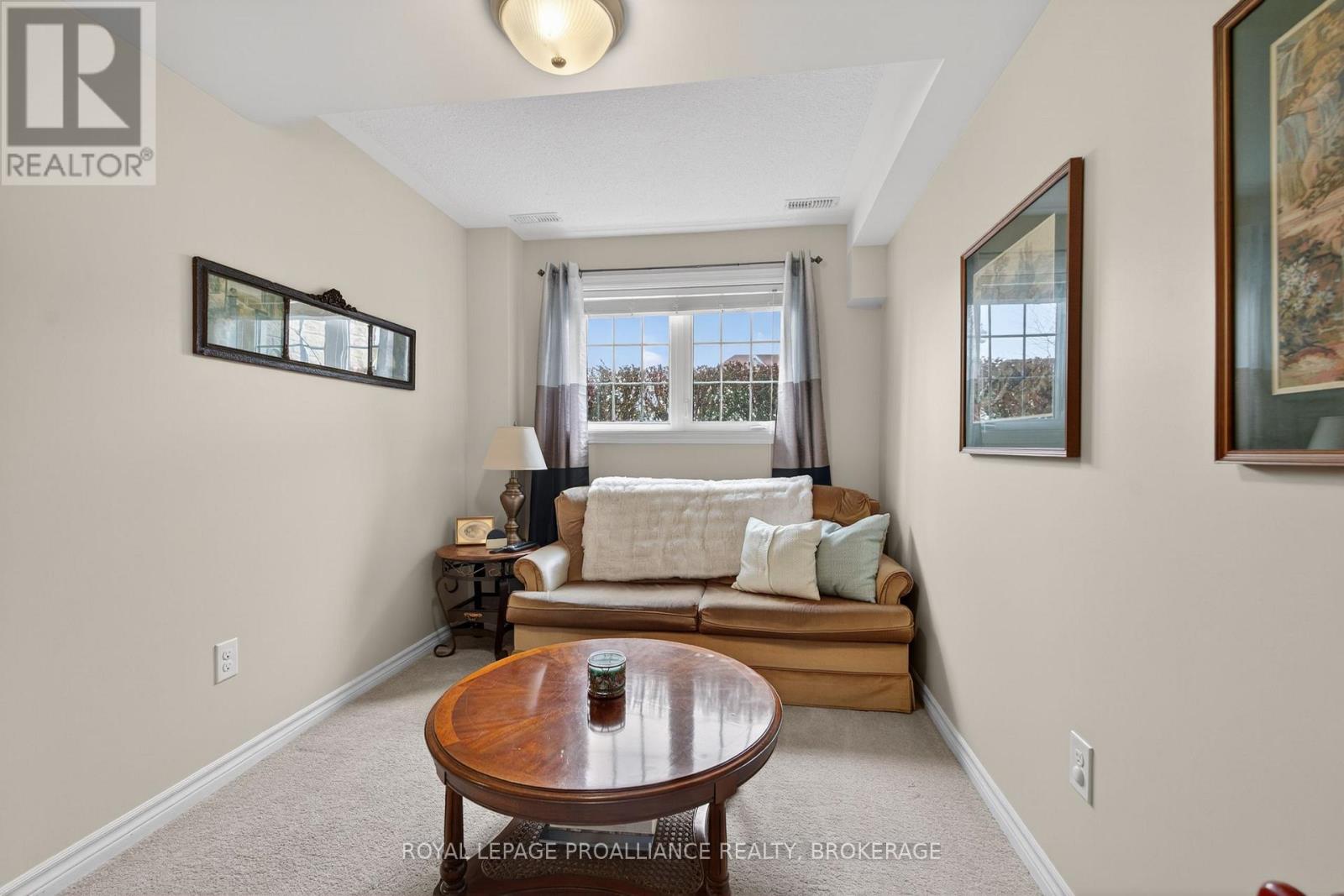 146 BRITANNIA CRESCENT - 19