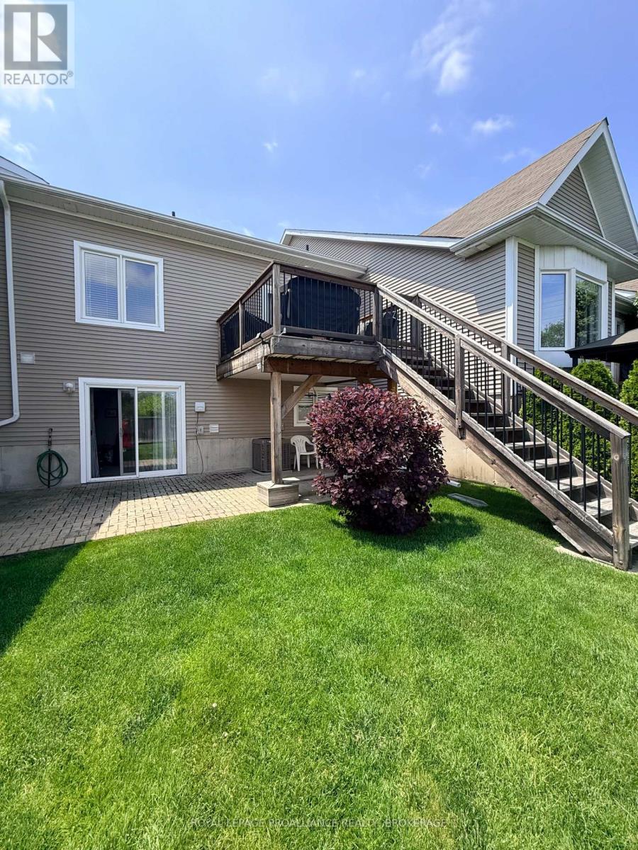 146 BRITANNIA CRESCENT - 26