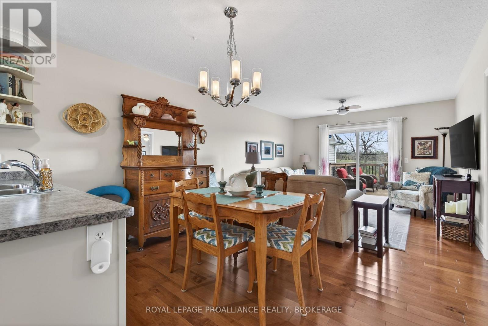 146 BRITANNIA CRESCENT - 7