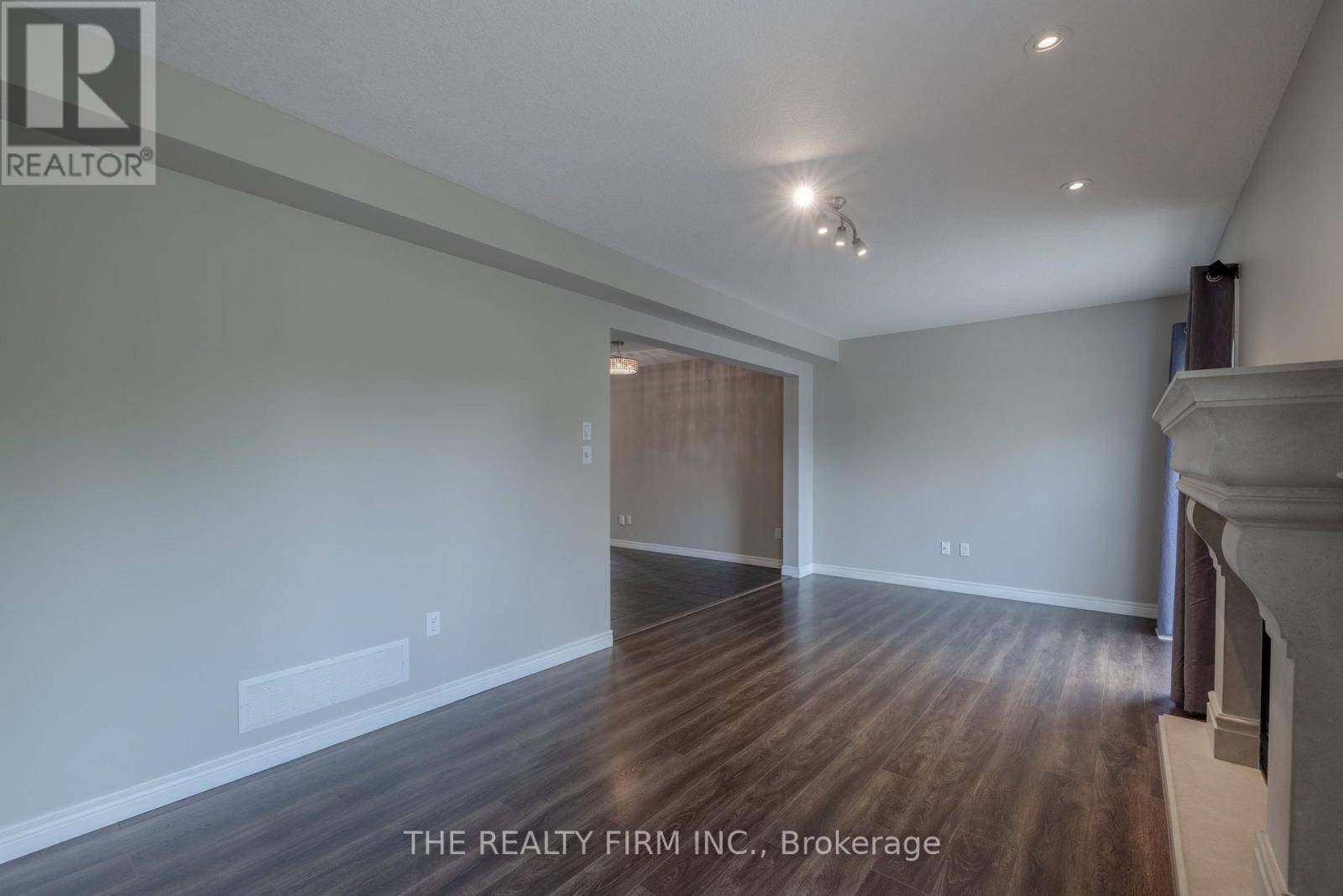 1167 WHETHERFIELD STREET - Image 12