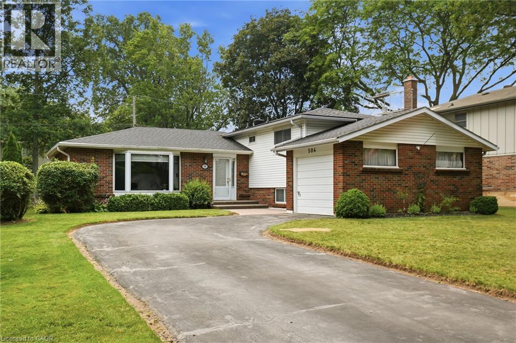 Photo of 504 KENMARR Crescent