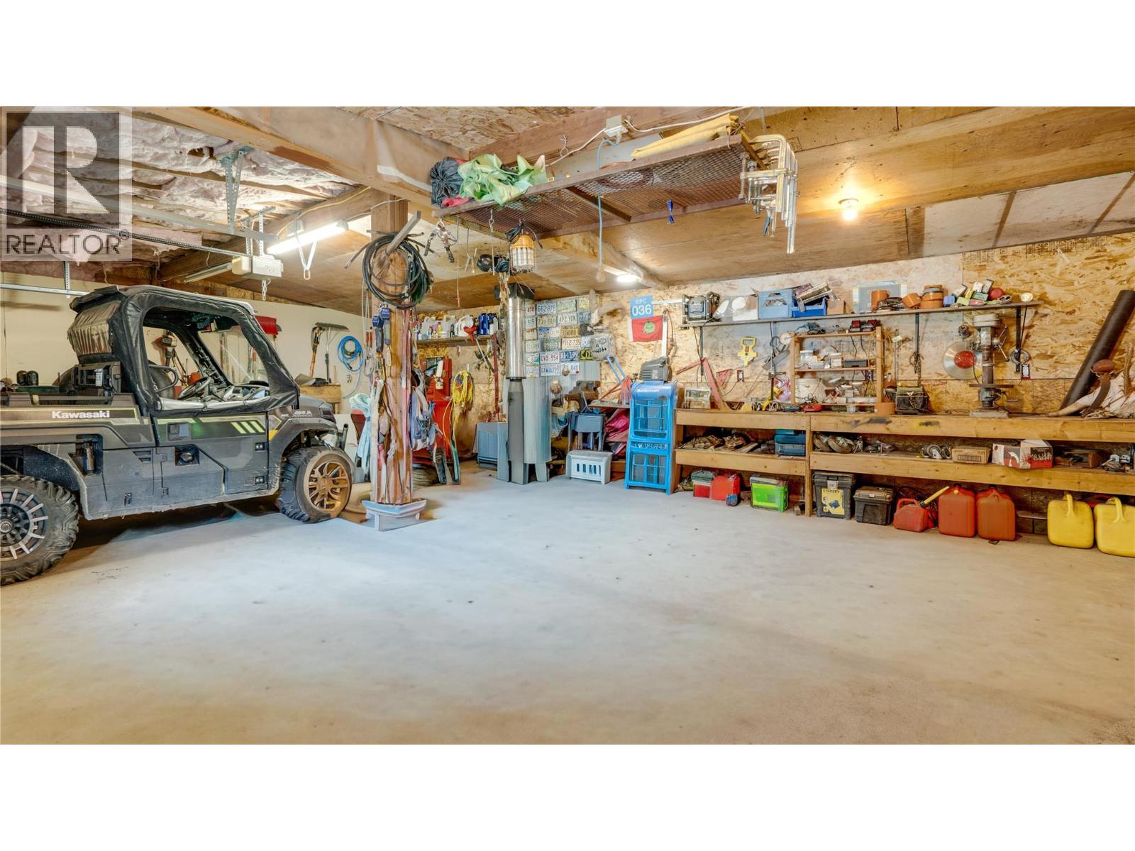  796 Salmon River Road, Salmon Arm