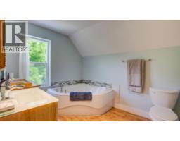 796 Salmon River Road, Salmon Arm, BC V1E3E9 Photo 29