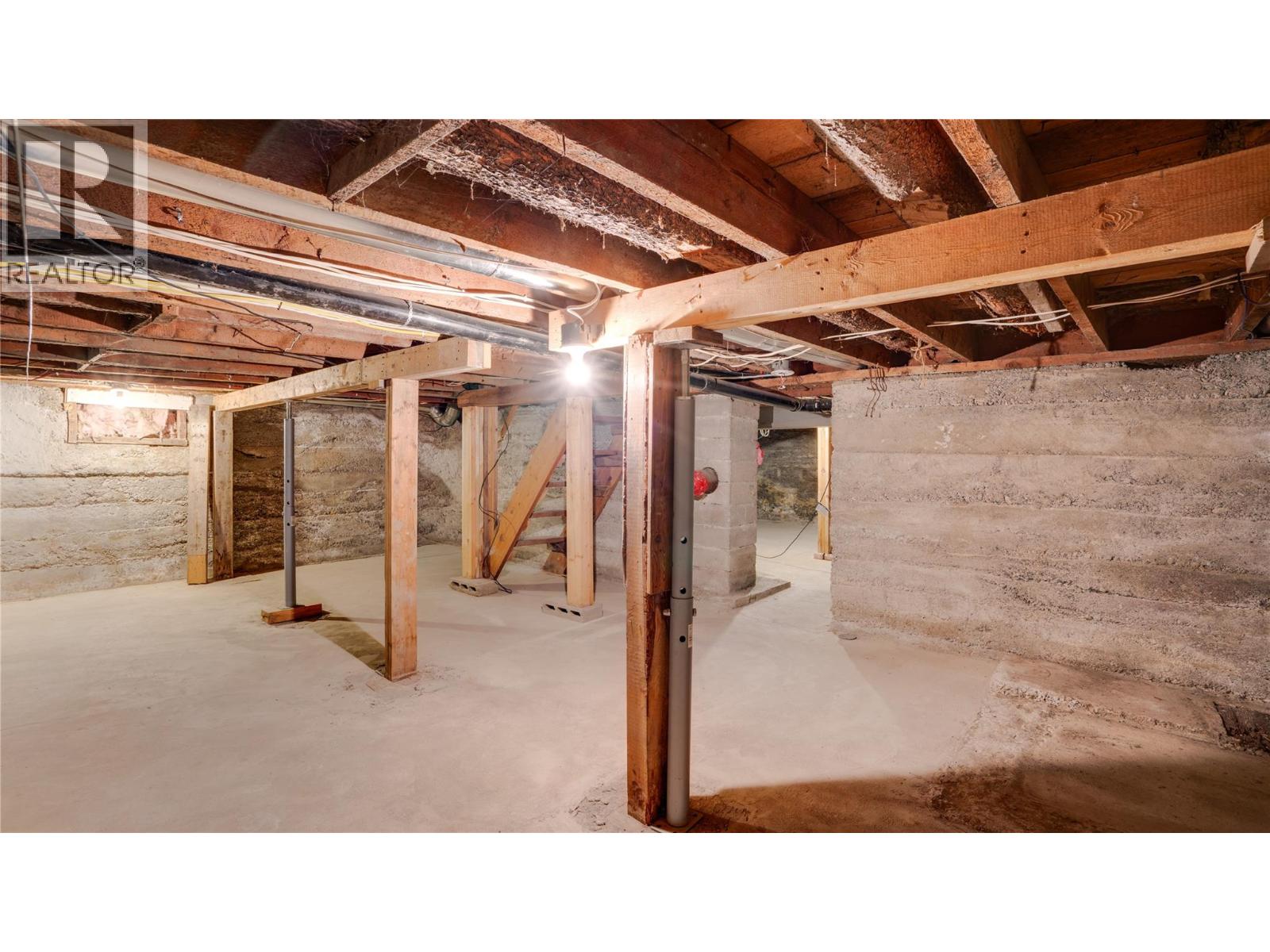 796 Salmon River Road - 38