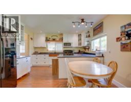 796 Salmon River Road, Salmon Arm, BC V1E3E9 Photo 15