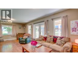 796 Salmon River Road, Salmon Arm, BC V1E3E9 Photo 20
