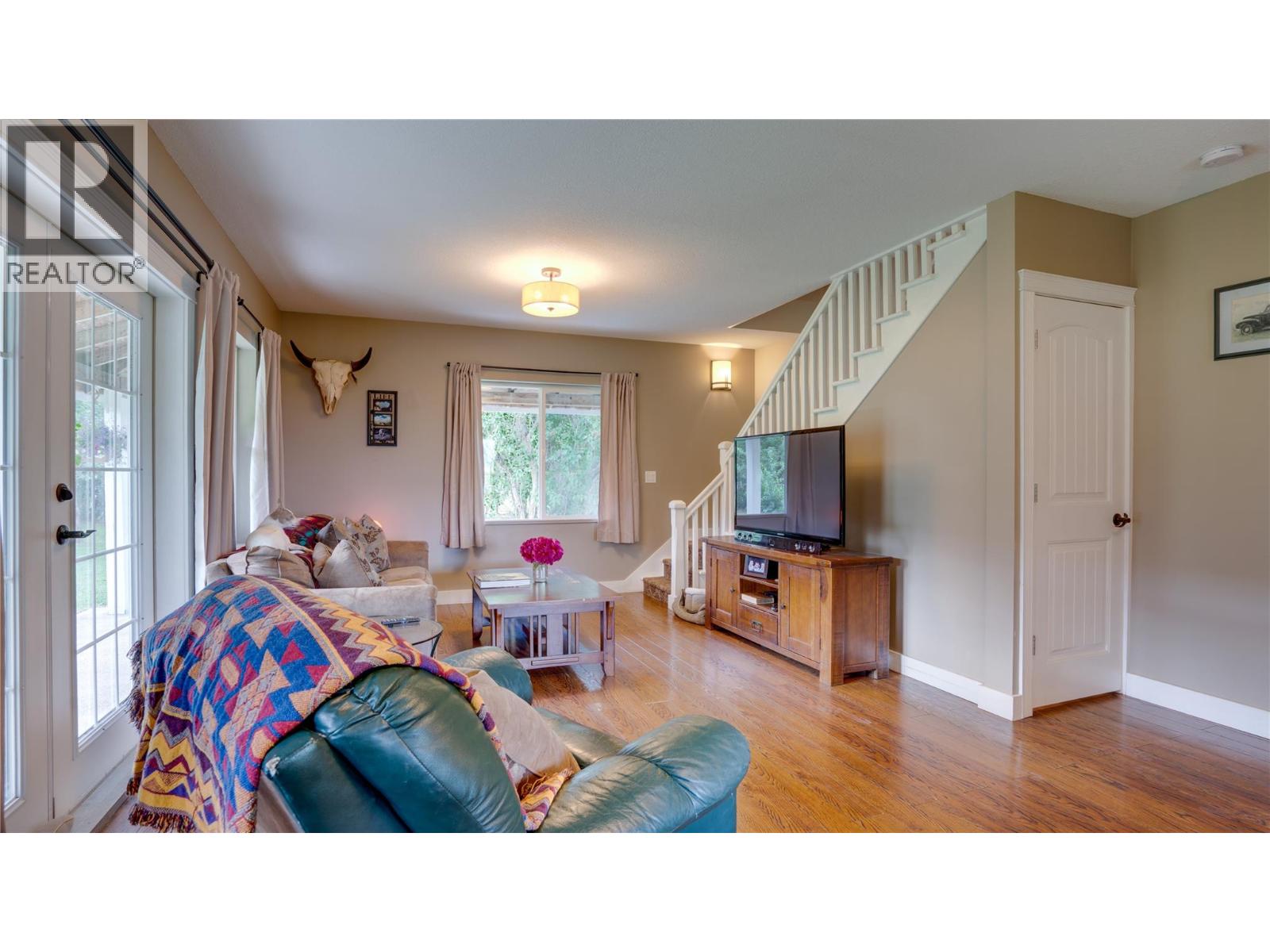  796 Salmon River Road, Salmon Arm
