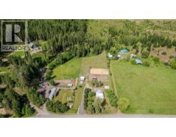Kitchen - 796 Salmon River Road, Salmon Arm, BC V1E3E9 Photo 9