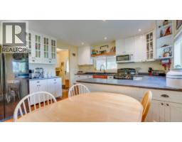 796 Salmon River Road, Salmon Arm, BC V1E3E9 Photo 16