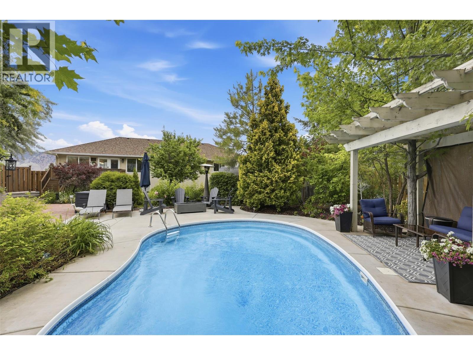 1648 Skeena Place - 45