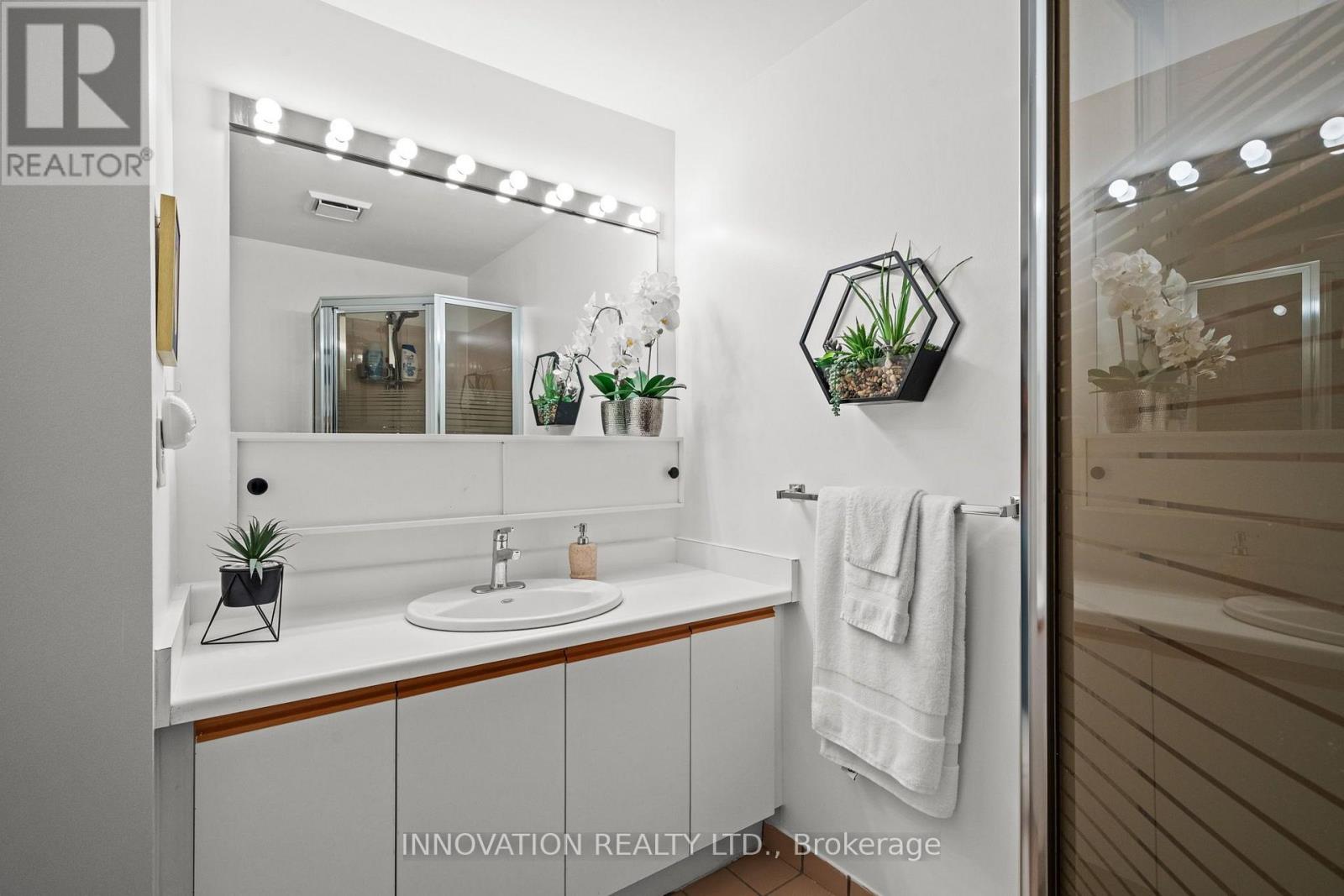 #1001 960 TERON ROAD - 35