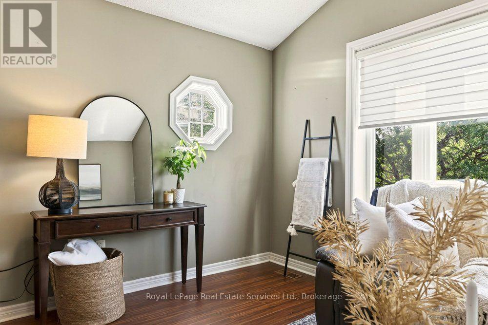 2054 WESTMOUNT DRIVE - 11