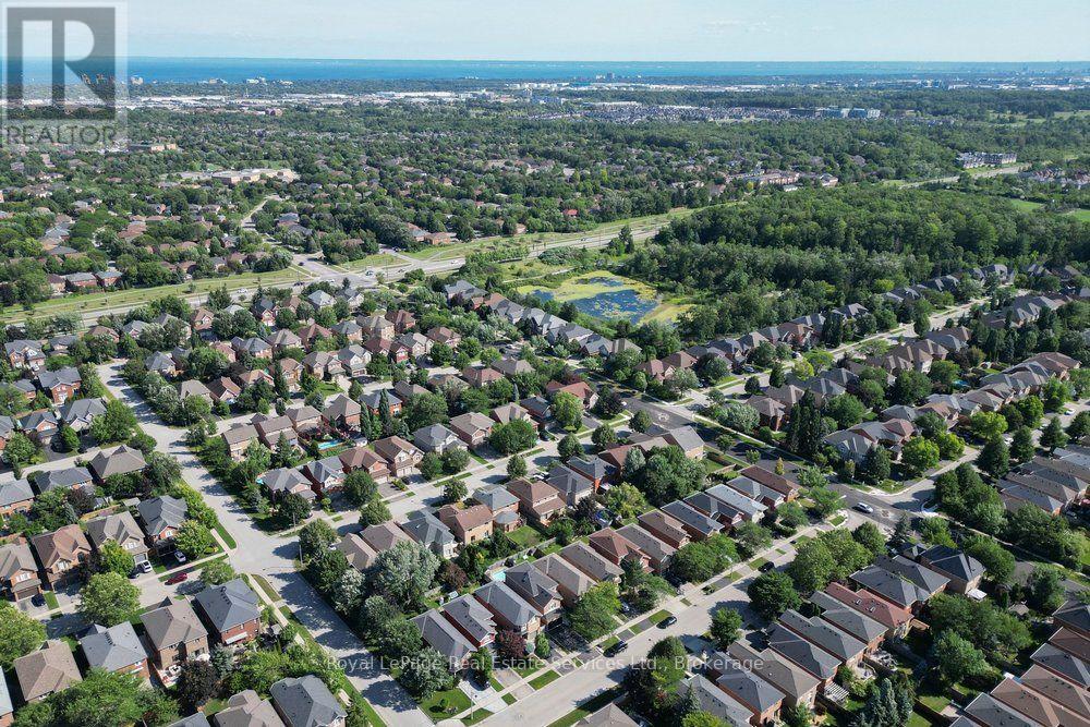 2054 WESTMOUNT DRIVE - 40