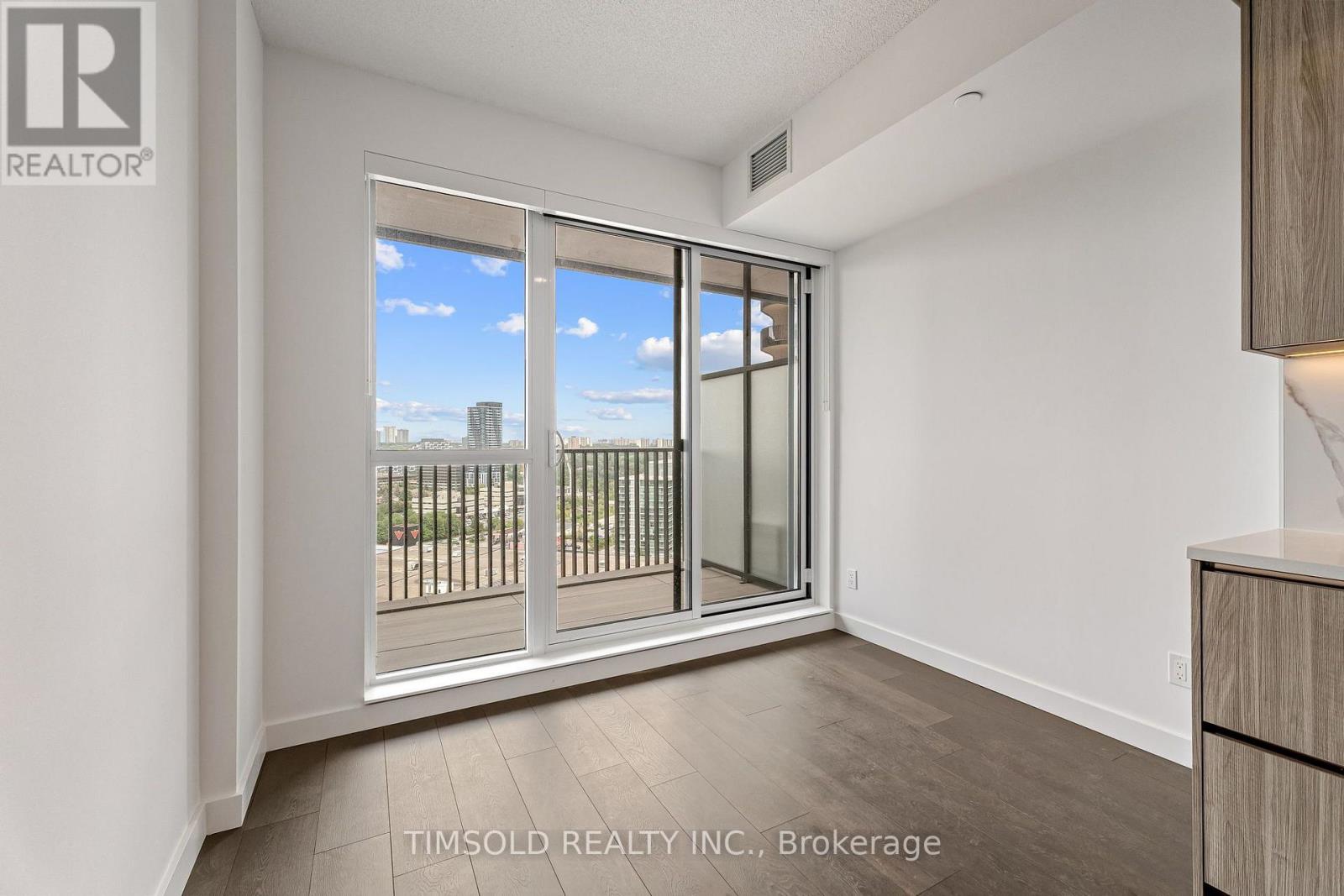 #1609 18 ESTHER SHINER BOULEVARD - Image 18