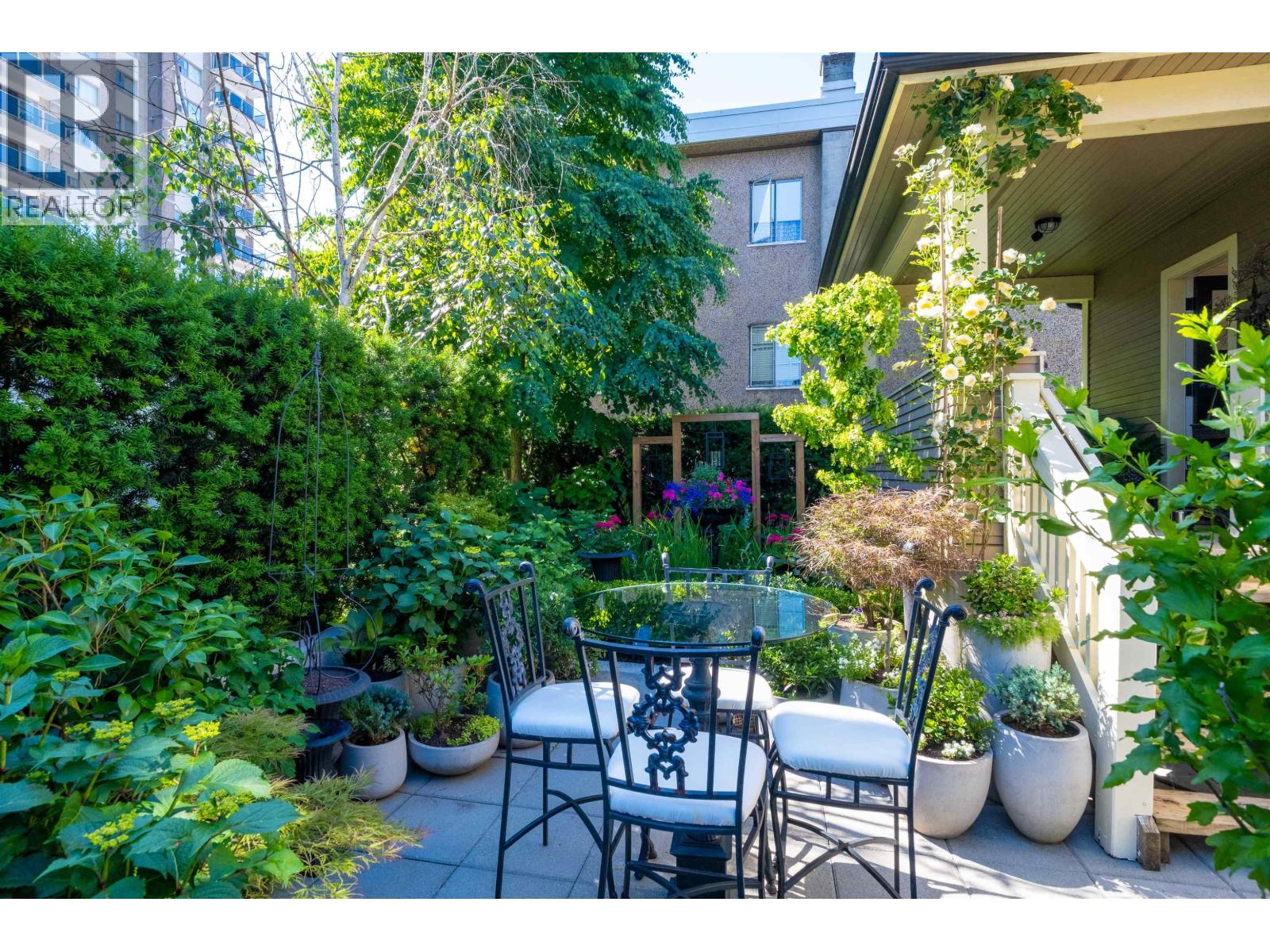 408 EIGHTH STREET, New Westminster