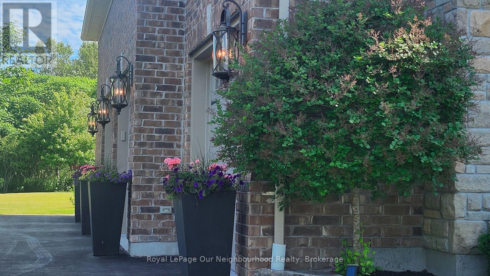 9 POWERS COURT, Clarington — photo 4
