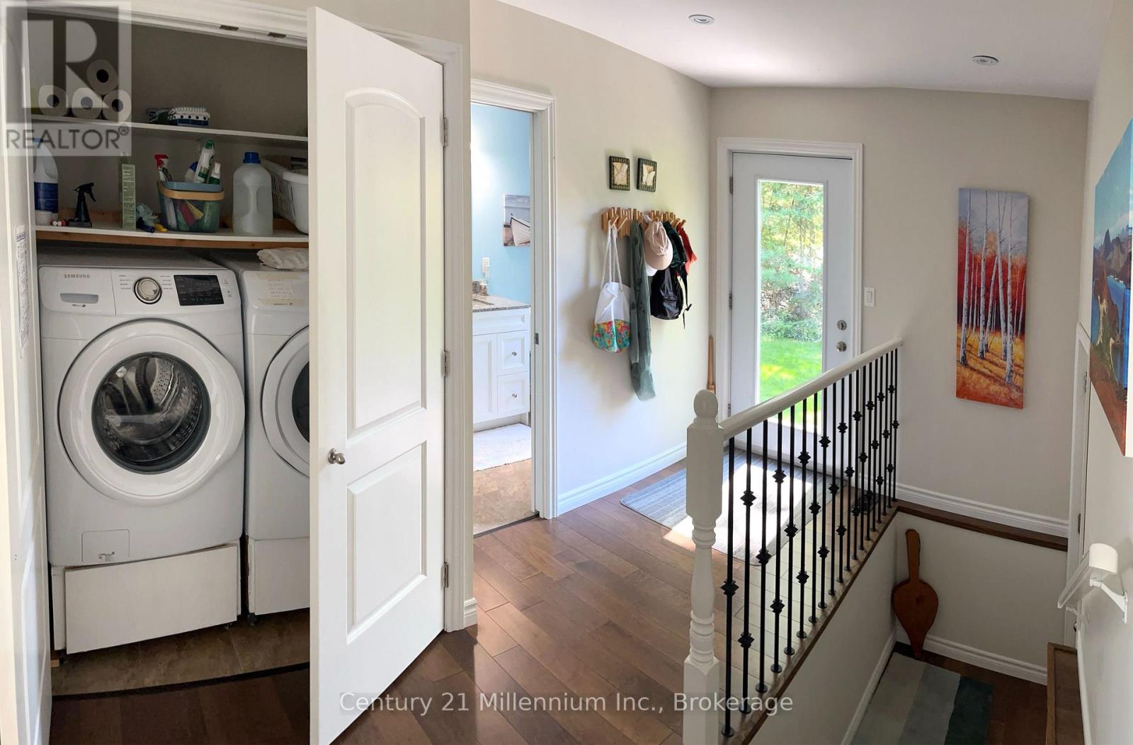 58 CEDARLANE DRIVE - 25