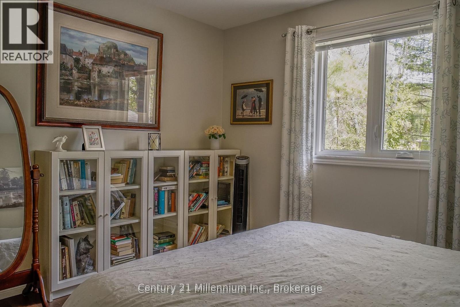 58 CEDARLANE DRIVE - 29