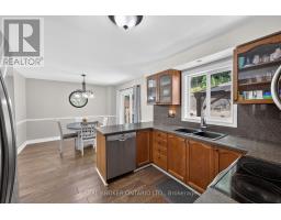 35 Bloom Crescent, Barrie, ON L4N0S8 Photo 10