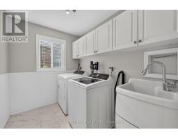 35 Bloom Crescent, Barrie, ON L4N0S8 Photo 14