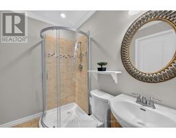 35 Bloom Crescent, Barrie, ON L4N0S8 Photo 32