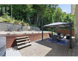 35 Bloom Crescent, Barrie, ON L4N0S8 Photo 34