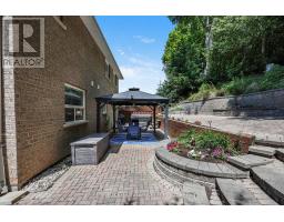 35 Bloom Crescent, Barrie, ON L4N0S8 Photo 36