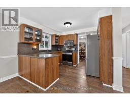 35 Bloom Crescent, Barrie, ON L4N0S8 Photo 8