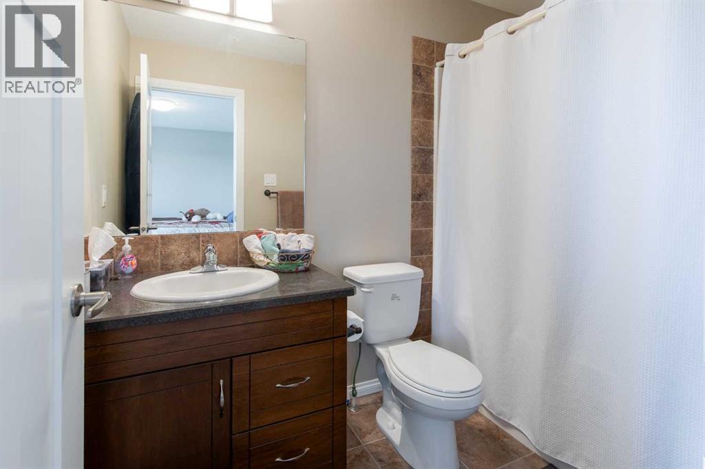 195 Mt Sundial Court W - Image 26