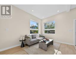 R - Garden - 42 Chatfield Drive, Toronto, ON M3H3M1 Photo 9