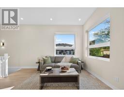 R - Garden - 42 Chatfield Drive, Toronto, ON M3H3M1 Photo 8